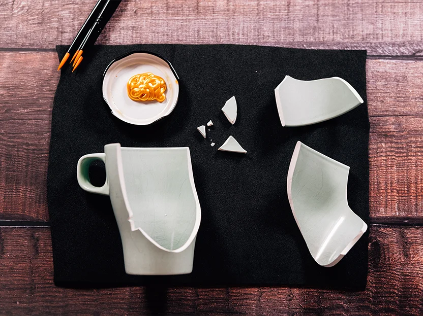 Kintsugi Nedir? Kırıkları Altına Dönüştüren Japon Felsefesi