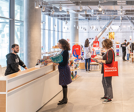 Mastercard Sahiplerine Özel İstanbul Modern Müzesi Mağazası'nda 30% İndirim!