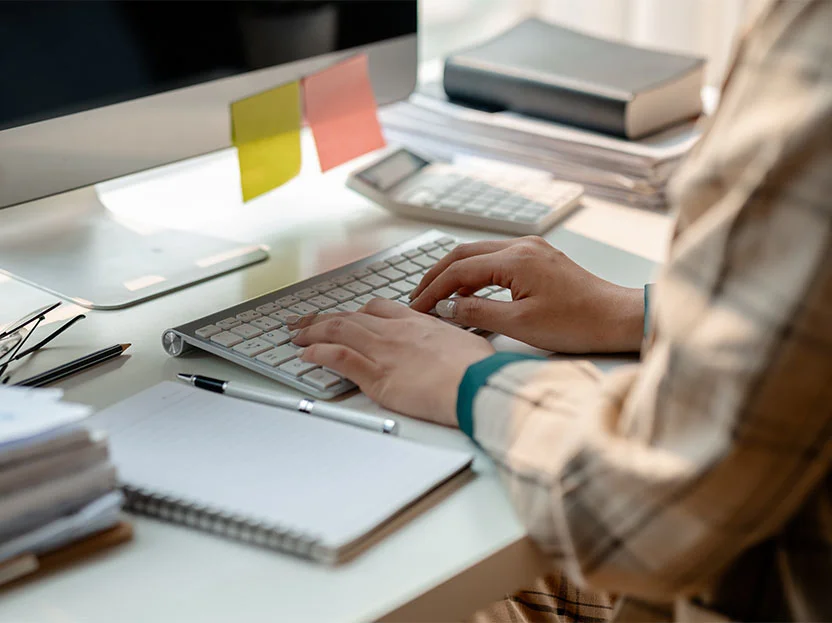 Yeni İşe Başlayanlar için Oryantasyon: İlk Günden İtibaren Başarılı Olmanın Püf Noktaları